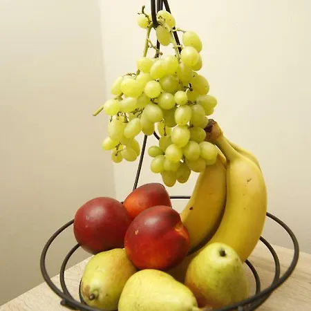 Apartament Chmielna 35 דירה